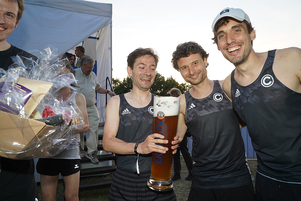 For the winners there was an extra large refreshment from ERDINGER Alkoholfrei © SCC EVENTS / Kai Wiechmann